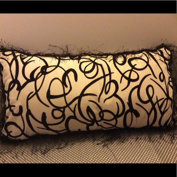 Pillows - Picture 3 of 4